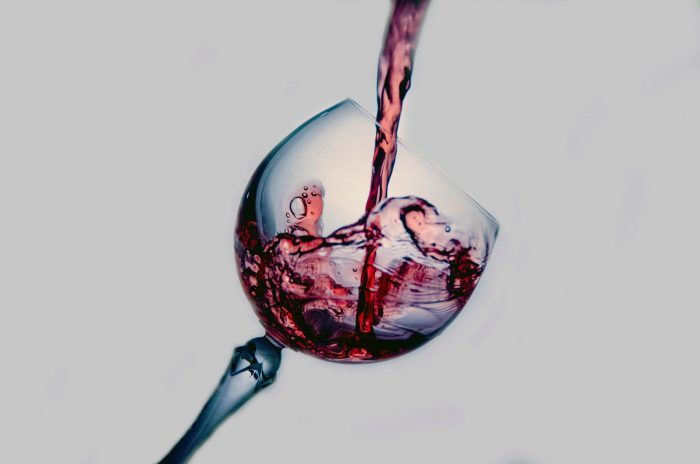 Wine Legs: What Causes Those Little Streaks of Wine That Form On The Side  of The Glass?